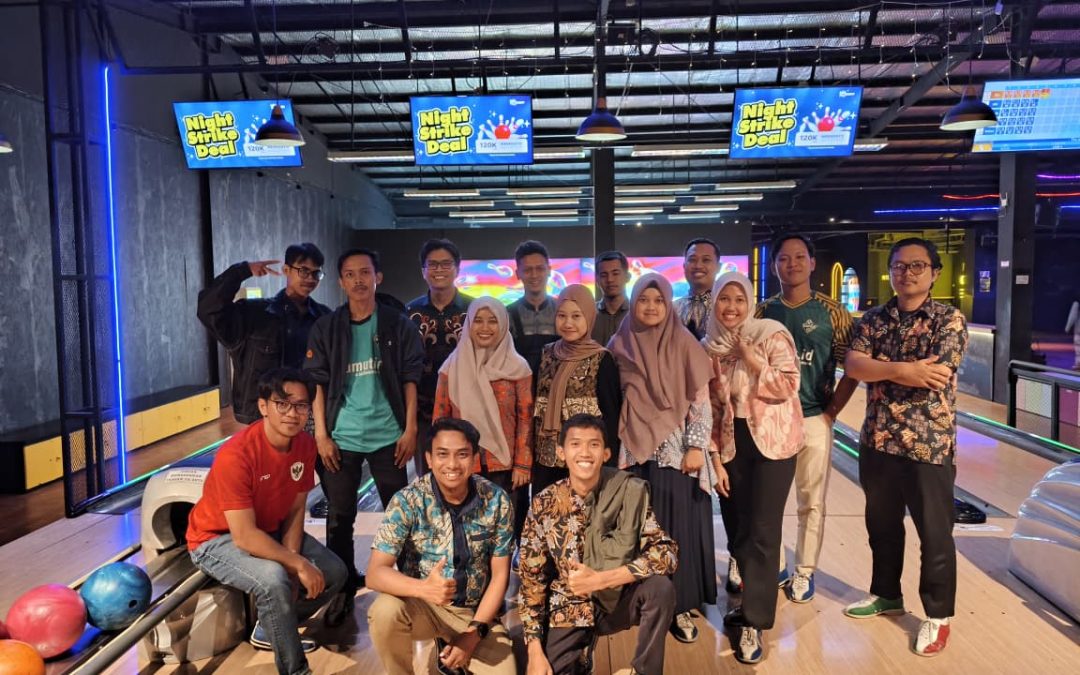 Olahraga Bowling Pererat Kebersamaan Karyawan Lumut.id